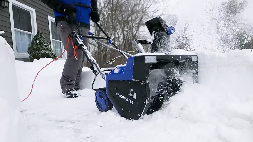 Autoblog Snow Blower Deal Post
